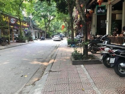 Cần bán nhà phân lô , ngõ 187 Trung Kính, diện tích 50m x2 tầng , giá 5tỷ