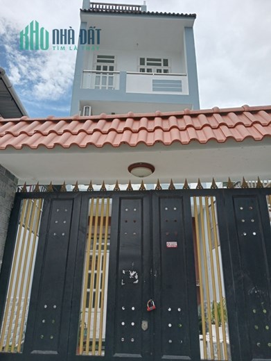 Nhà 3 tầng gần chợ phú xuân giáp quận 7- ngay Thị trấn Nhà Bè