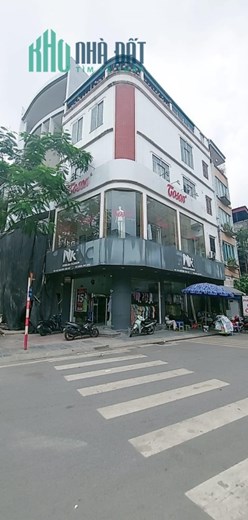 bán nhà lô góc 1 mặt phố Nguyễn Văn Cừ 1 mặt ngõ, 55m x 4tầng, thông sàn, vỉa hè 8m