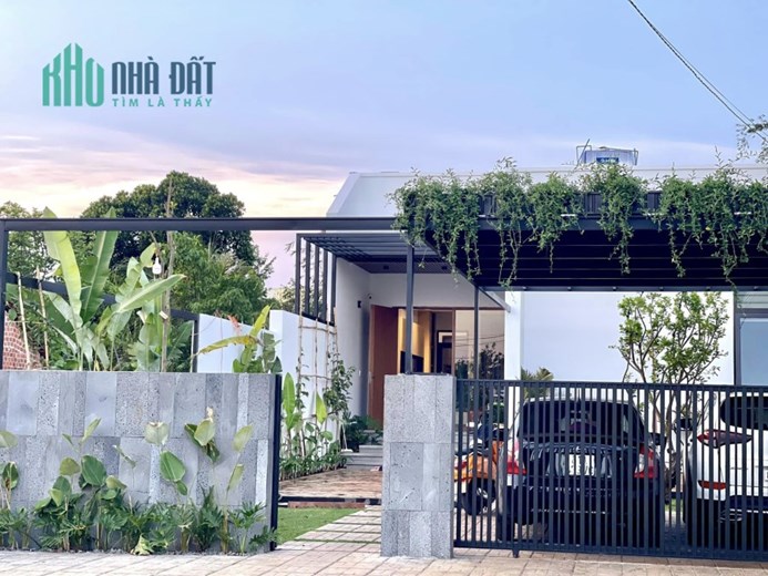 Cho thuê biệt thự 5/7 Cộng Hoà, Tân Bình.