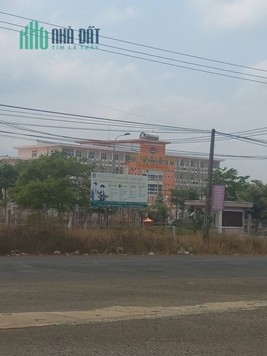 Tôi cần bán nhà biệt thự 2 mặt tiền đường Trần Nhật Duật, Pleiku, Gia Lai