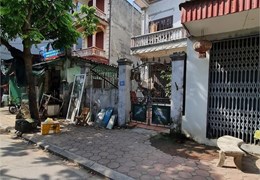 Bán nhà 4 tầng 300m2 sàn kinh doanh cực tốt tại Trâu Quỳ GL HN. Chỉ 7 tỷ x. Lh 0989894845.