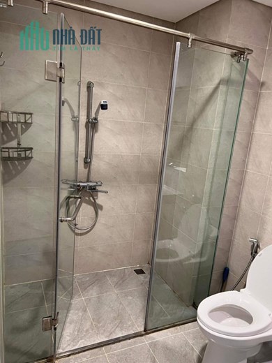 BÁN NHÀ HÀO NAM. 5 TẦNG THANG MÁY. GẦN OTO, 45M*5 TẦNG.GIÁ HƠN 6 TỶ