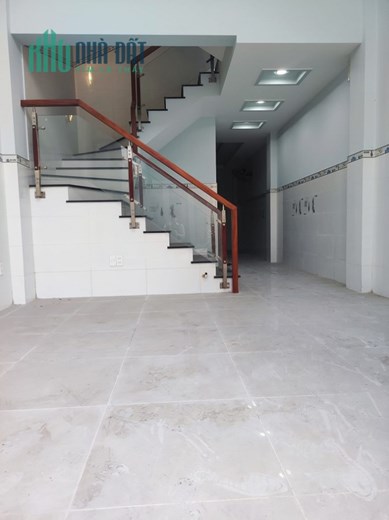 Bán nhà HXH Lạc Long Quân, P9, Tân Bình, 54m2, 5 tầng, 5PN, mới cong