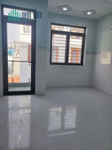Bán nhà HXH Lạc Long Quân, P9, Tân Bình, 54m2, 5 tầng, 5PN, mới cong