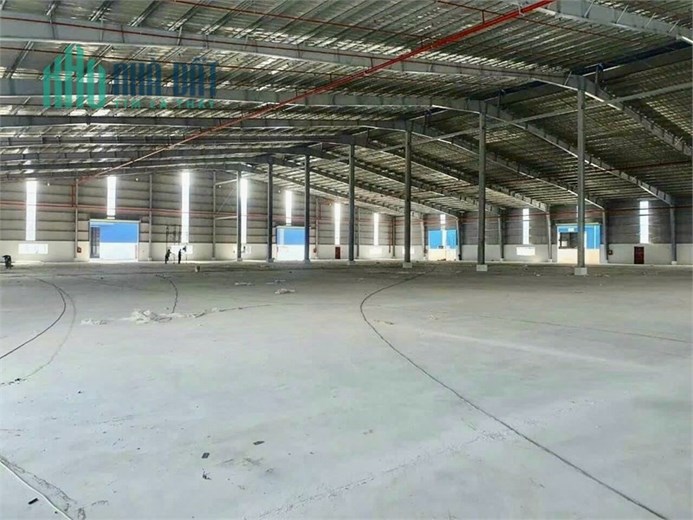 Cho Thuê Nhà Xưởng Tại KCN Tân Uyên. Bàn Giao SX liền, Hỗ trợ DNNN, Vị trí đẹp dễ tuyển CN
