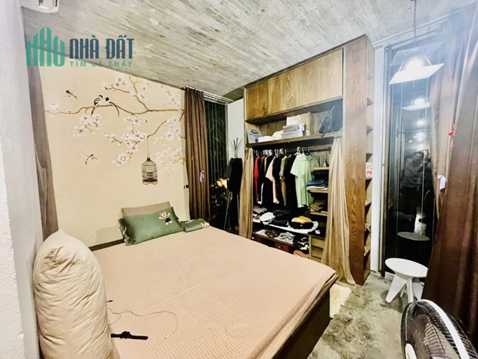 Bán nhà 104m2 phố Nguyễn Văn Cừ, Long Biên Gara Ô tô Thang máy Kinh doanh đỉnh 13.2 Tỷ