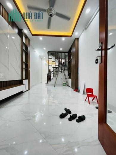 SIÊU HOT : Bán nhà Kim Ngưu , 69m2 , mặt tiền 4,8m , chỉ 4,7 tỷ , mua nhanh mới còn