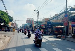 Bán nhà Mặt tiền Đinh Bộ Lĩnh, ngay Bạch Đằng - Hàng Xanh, 4.2x15m, 4T - 4PN. 16.5 tỷ.