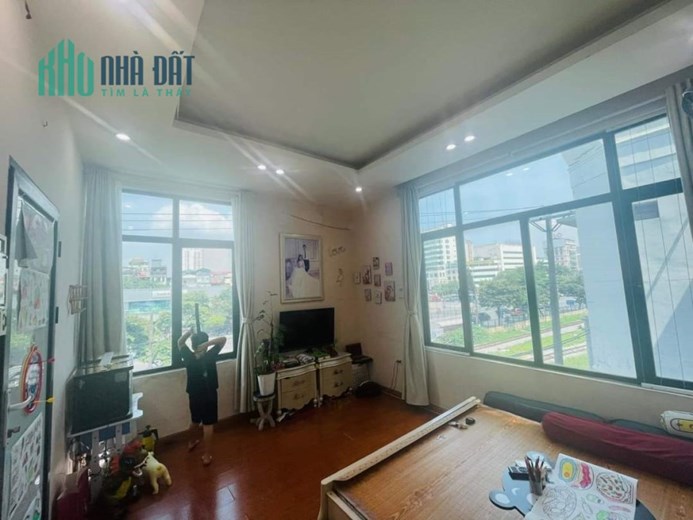 CC Bán nhà về quê. Bán rẻ 30% TT GIẢI PHÓNG 4 TẦNG DT 48m Ô TÔ VÀO NHÀ Chỉ 4.8x tỷ