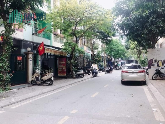 Bán Nhà #TRUNG_KÍNH. 52m2 6.3tỷ. 1 Nhà Ra Ô Tô Đỗ Tránh. Vị Trí Tuyệt Vời. KD Đỉnh. MT Rộng