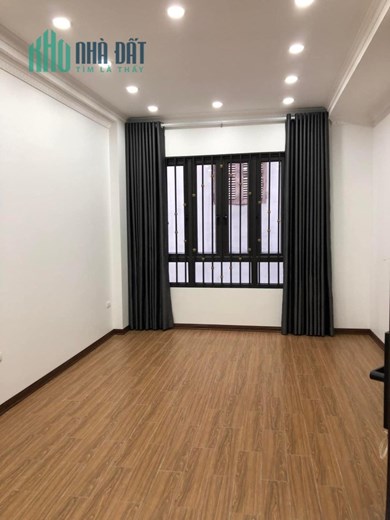 bán nhà định công- ngõ thông -vị trí đẹp - diện tích 38m x5 tầng giá nhỉnh 4 tỷ - mặt tiền rộng 5.4
