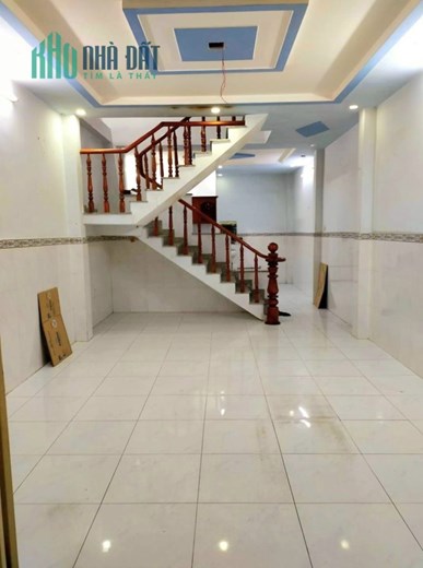 BÁN GẤP GIẢM MẠNH 550TR NHÀ HẺM XE TẢI + Ô TÔ NGỦ TRONG NHÀ +GIÁP TÂN PHÚ