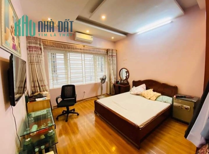 Mặt phố Trung Kính Cầu Giấy, vỉa hè đá bóng, kinh doanh số một 65m x 5T giá 17.5 tỷ