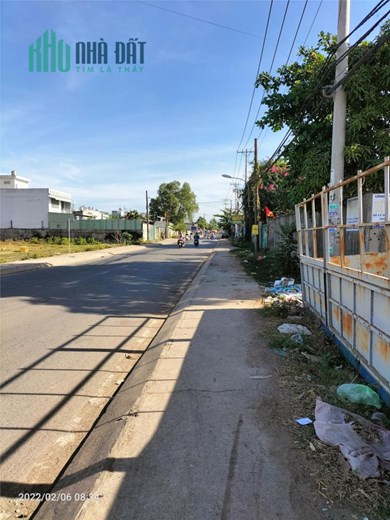 Bán Gấp Lô Đất Mặt Tiền đường container - 730 m2 Full Thổ Cư  - Hóc Môn