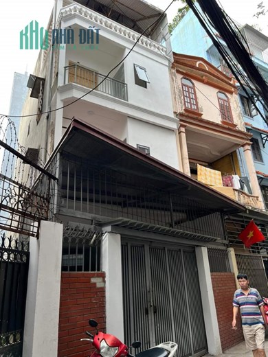 CẦN BÁN GẤP NHÀ NGỌC LÂM - NGÕ TĂNG XÊ - LONG BIÊN Ô TÔ VÀO NHÀ 10.8 TỶ