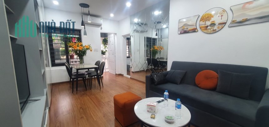 Bán nhà TT Thanh Nhàn, Dt sd 50m, 2 ngủ lưu động, giá hơn 1 tỷ.