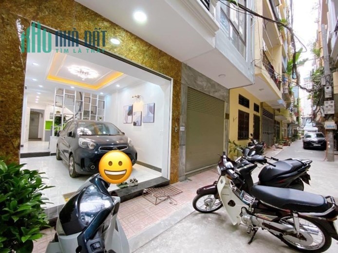 Bán nhà PHÂN LÔ LÔ GÓC Lương Thế Vinh 40m 5 tầng  Ô TÔ VÀO NHÀ  tặng full nội thất chỉ 6.2 tỷ lh