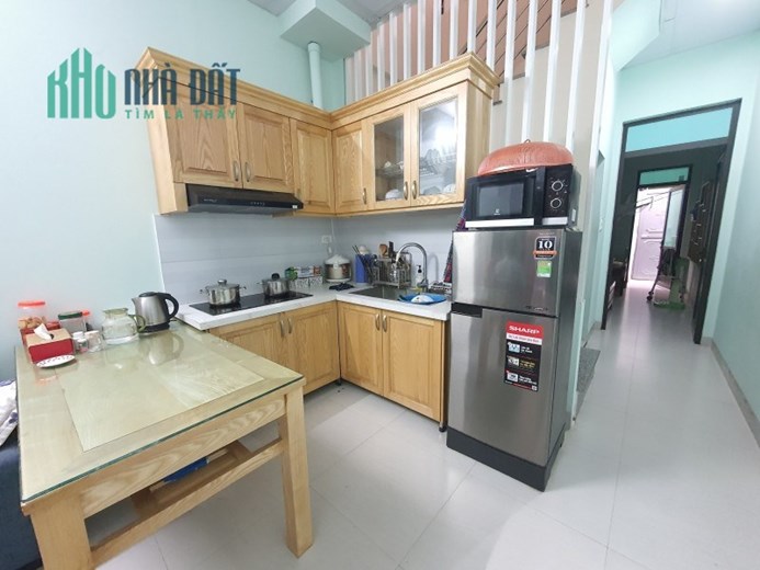 Bán nhà Lương Thế Vinh Nam Từ Liêm khu Phân Lô CB ĐH Hà Nội 42m gần ô tô ở ngay chỉ 4 tỷ lh