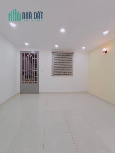 SÁT MẶT TIỀN GÒ DẦU; DTSD: 42M; NHỈNH 2TỶ