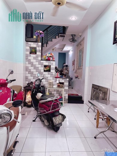 Nhà Bình Thạnh, gần Quận 1, 46m2, 3 tầng BTCT, chỉ 5 tỷ 200