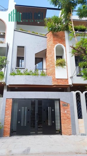 Chính chủ Nhà 3 tầng 3 mê Nguyễn Chích. Nhà thiết kế hiện đại cực kỳ thoáng mát