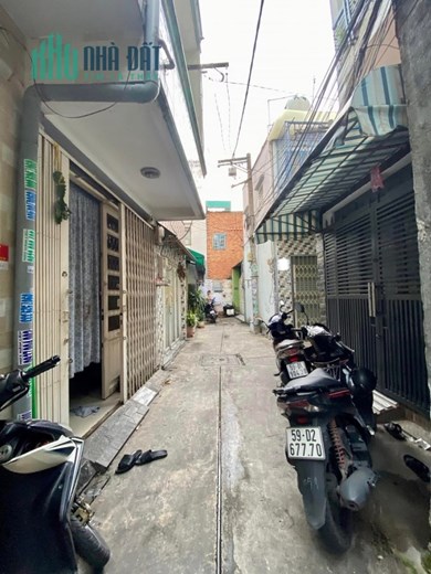 Bán nhà Đường Phú Thọ Hòa, Quận Tân Phú, 18m2(3.6x5) vuông, 2 Tầng Ở NGAY