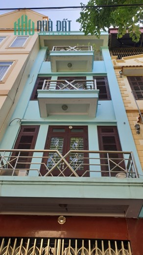 CHO THUÊ NHÀ NGUYÊN CĂN PHỐ DUY TÂN - CẦU GIẤY - ĐƯỜNG RỘNG Ô TÔ VÀO NHÀ