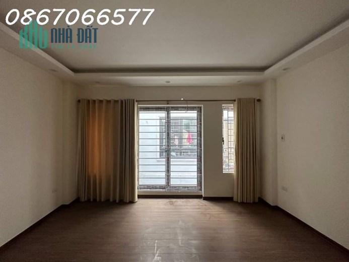 NHÀ ĐẸP Ở NGAY, 2 MẶT THOÁNG, NGÕ NÔNG CHỈ 2.98 TỶ PHỐ MAI PHÚC, LONG BIÊN