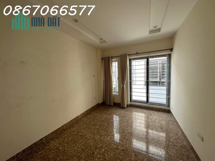 NHÀ ĐẸP Ở NGAY, 2 MẶT THOÁNG, NGÕ NÔNG CHỈ 2.98 TỶ PHỐ MAI PHÚC, LONG BIÊN