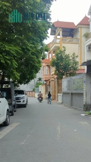 Tuyệt đẹp 102m2 Đất Phú Minh 7 chỗ vào nhà, sát UBND Bắc Từ Liêm 6.3tỷ