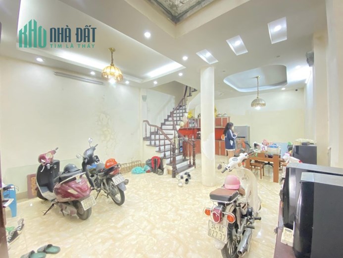 THẬT 100%!!! SIÊU PHẨM TT QUAN NHÂN, 5.1M MT 3 tầng chỉ Nhỉnh 5 Tỷ