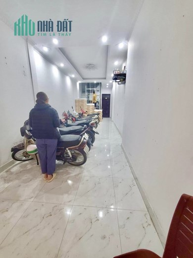 ĐI ĐÂU NỮA!!! 20 Bước ra MP Xuân Thủy, 63m2  Chỉ 9.9 Tỷ