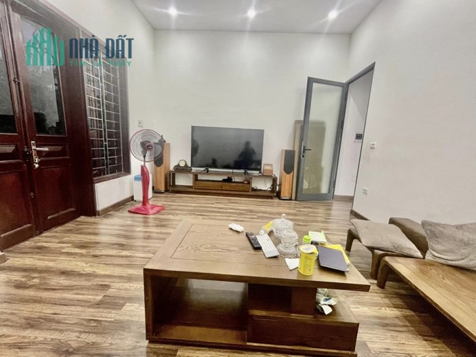 VÀO VIỆC !!! Siêu phẩm TT Cầu Giấy, Trần Quốc Hoàn, 54m2  4Tầng, Nhỉnh 13 Tỷ