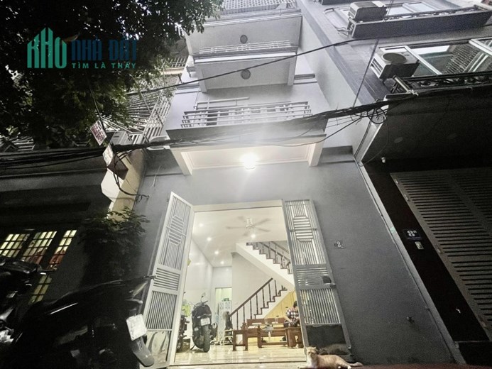 VÀO VIỆC !!! Siêu phẩm TT Cầu Giấy, Trần Quốc Hoàn, 54m2  4Tầng, Nhỉnh 13 Tỷ