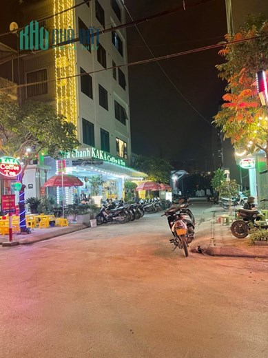 -	Kinh doanh tạp hoá – phân lô- ô tô canh đường 25m
-	Dương Nội – Hà Đông 50m 5 tầng  kinh doanh