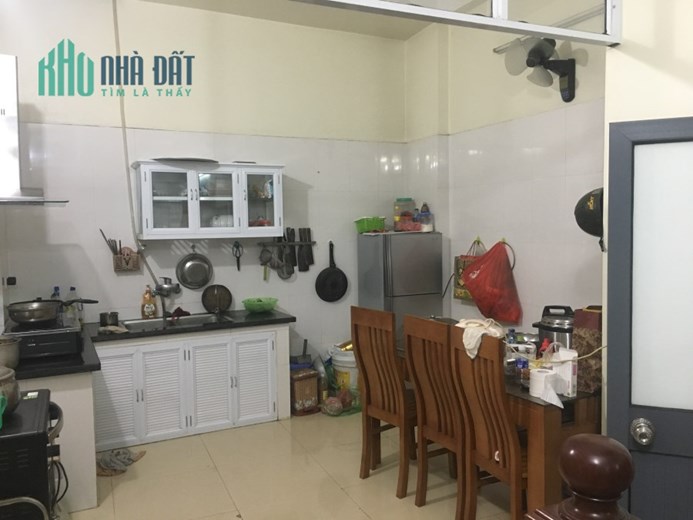 Bán đất tặng nhà phố Nguyễn Văn Cừ cực rẻ 38m2 chỉ 1,5 Tỷ LH Gấp
