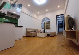 Bán căn hộ tập thể Nguyễn Chí Thanh 50m2 tầng 2 2 ngủ đủ nội thất giá 1.68 tỷ
