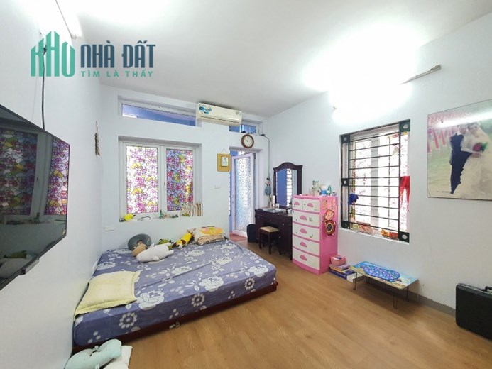 Bán nhà riêng Hoàng Hoa Thám Ba Đình 38m 4 tầng 3 ngủ 30m ra ô tô tránh chỉ 6.2 tỷ lh 0817606560