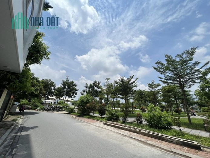 BÁN ĐẤT MẶT ĐƯỜNG NGỌC THỤY, LONG BIÊN, 85M, MT RỘNG, KINH DOANH, 15 TỶ HƠN