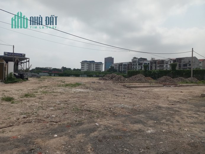 Cho Thuê 7000 M Đất  tuyến Lê hồng Phong