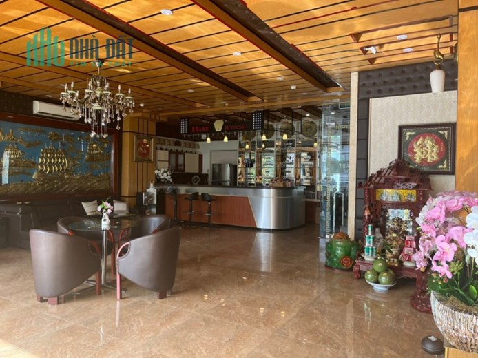 Cho thuê khách sạn 18 phòng Lê Hồng Phong