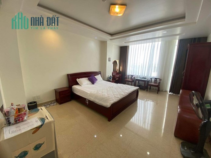 Cho thuê khách sạn 18 phòng Lê Hồng Phong