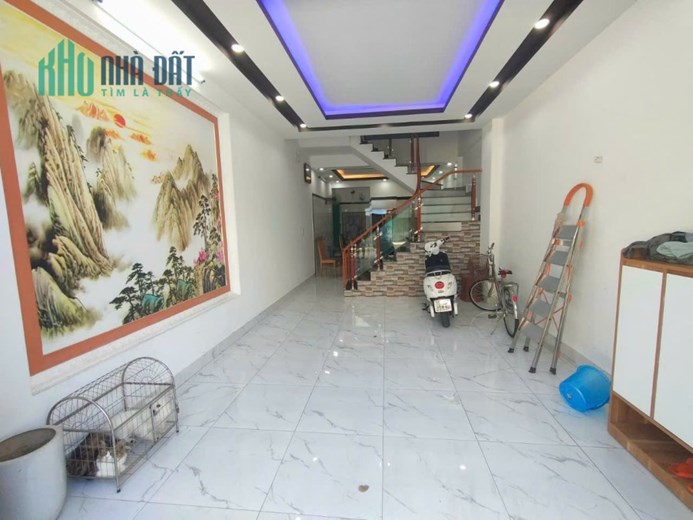Bán nhà 4 tầng full Nội Thất 48 M oto tận cửa Ngô Gia Tự