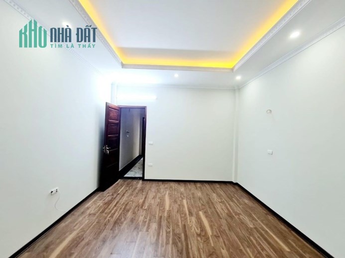 HOT HOT : Bán nhà Minh Khai , 70m2 , chỉ 4,5 tỷ , mặt tiền 4,8m , thông số ĐẸP như hoa hậu