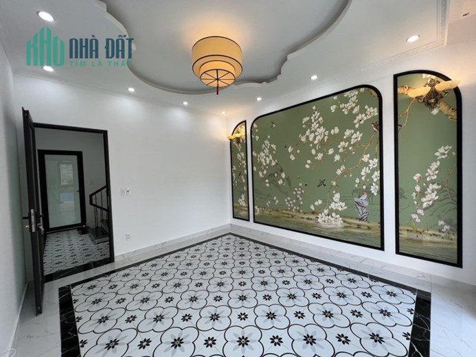 Bán nhà 4 Tầng 65 M Văn Cao siêu đẹp