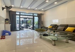 Bán nhà MT KD Trần Thủ Độ, Phú Thạnh, Tân Phú, 70m2, 4 tầng, giá rẻ.