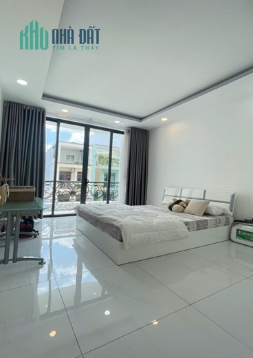 Bán nhà MT KD Trần Thủ Độ, Phú Thạnh, Tân Phú, 70m2, 4 tầng, giá rẻ.