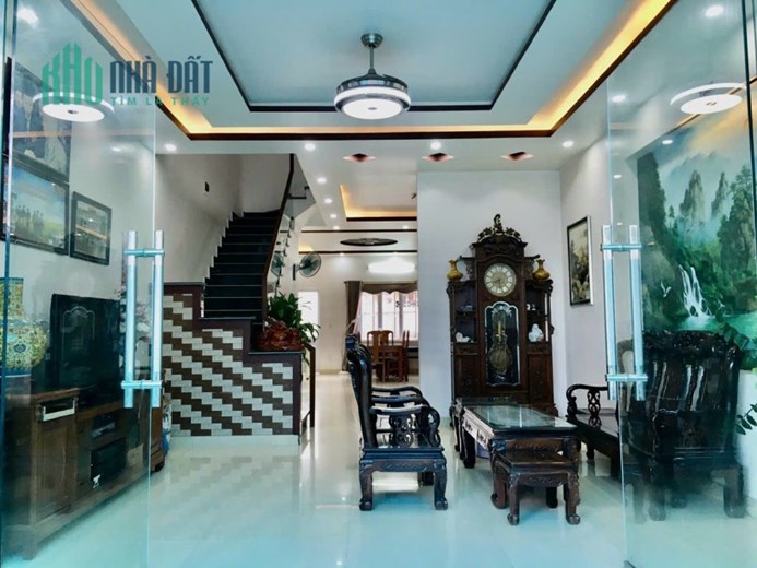 Bán nhà Trung Lực Đằng lâm  3 Tầng 100 M độc lập dân xây