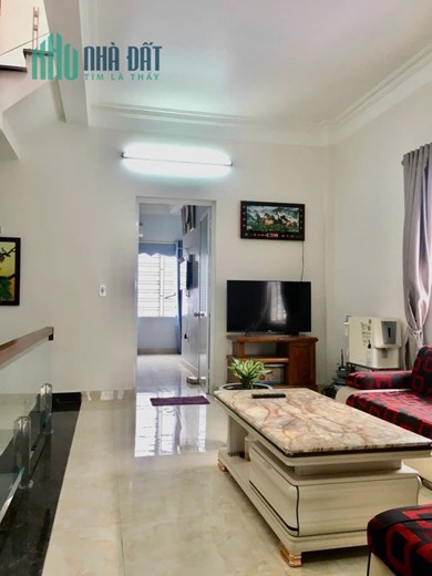 Bán nhà Trung Lực Đằng lâm  3 Tầng 100 M độc lập dân xây